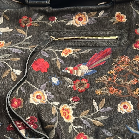 Johnny Was Krysha Overnight Bag - Picture 9 of 12